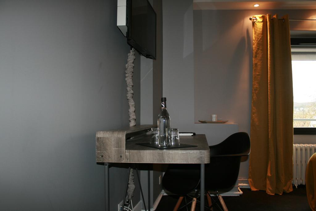 Idees Deco At Home Verneuil-sur-Seine Exteriör bild